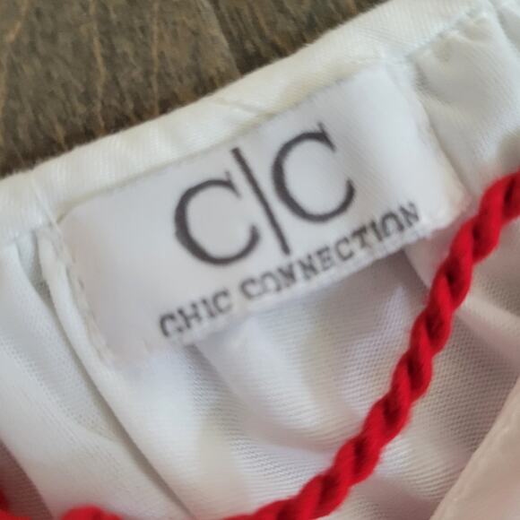 C|C Chic Connection Embroidered Boho Dress or Swim Cover-Up White Red - Picture 6 of 9